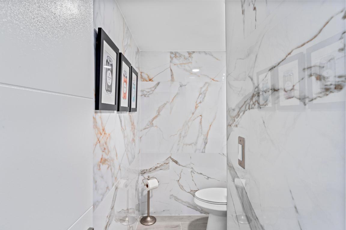 20379 W Country Club Drive 937