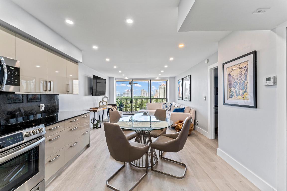 20379 W Country Club Drive 937