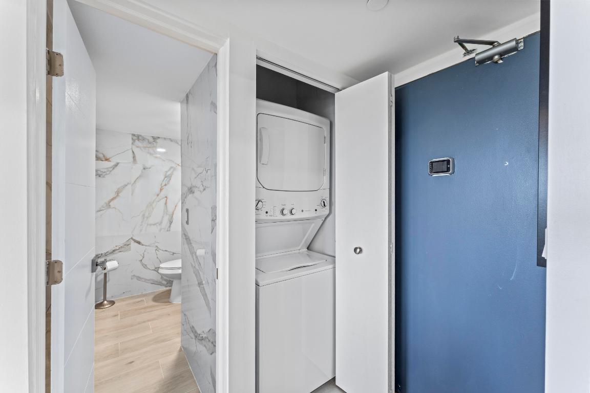 20379 W Country Club Drive 937