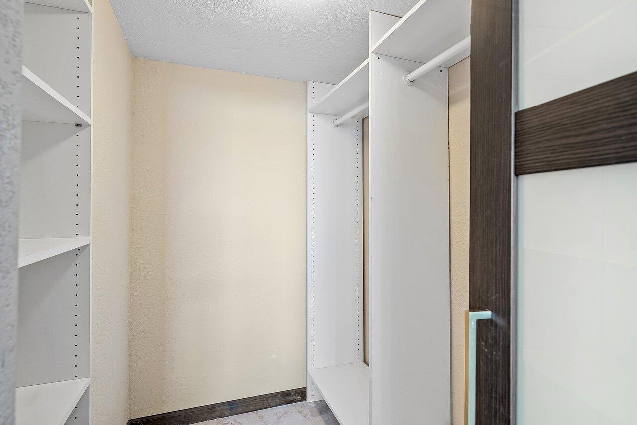 2400 Deer Creek Country Club Boulevard 609-1