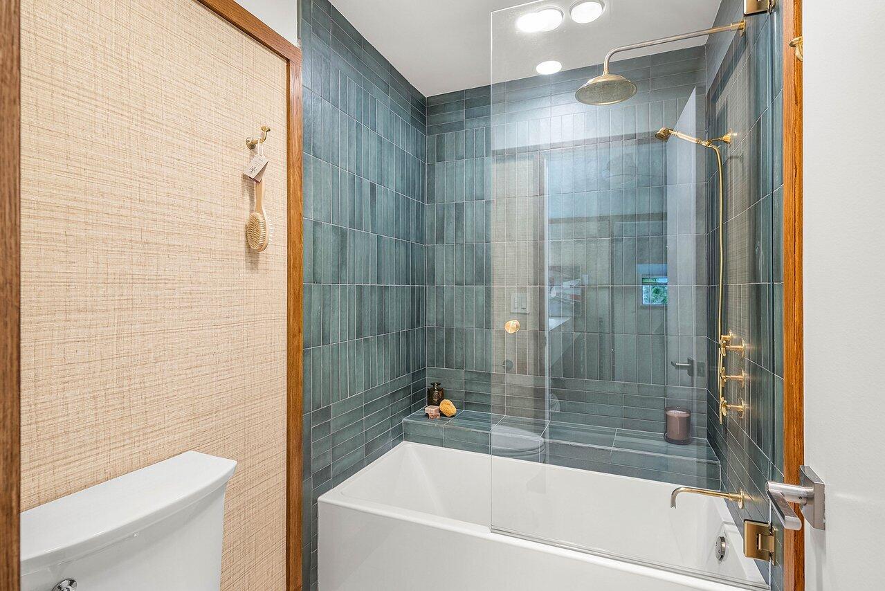 13921 Royal Palm Court B