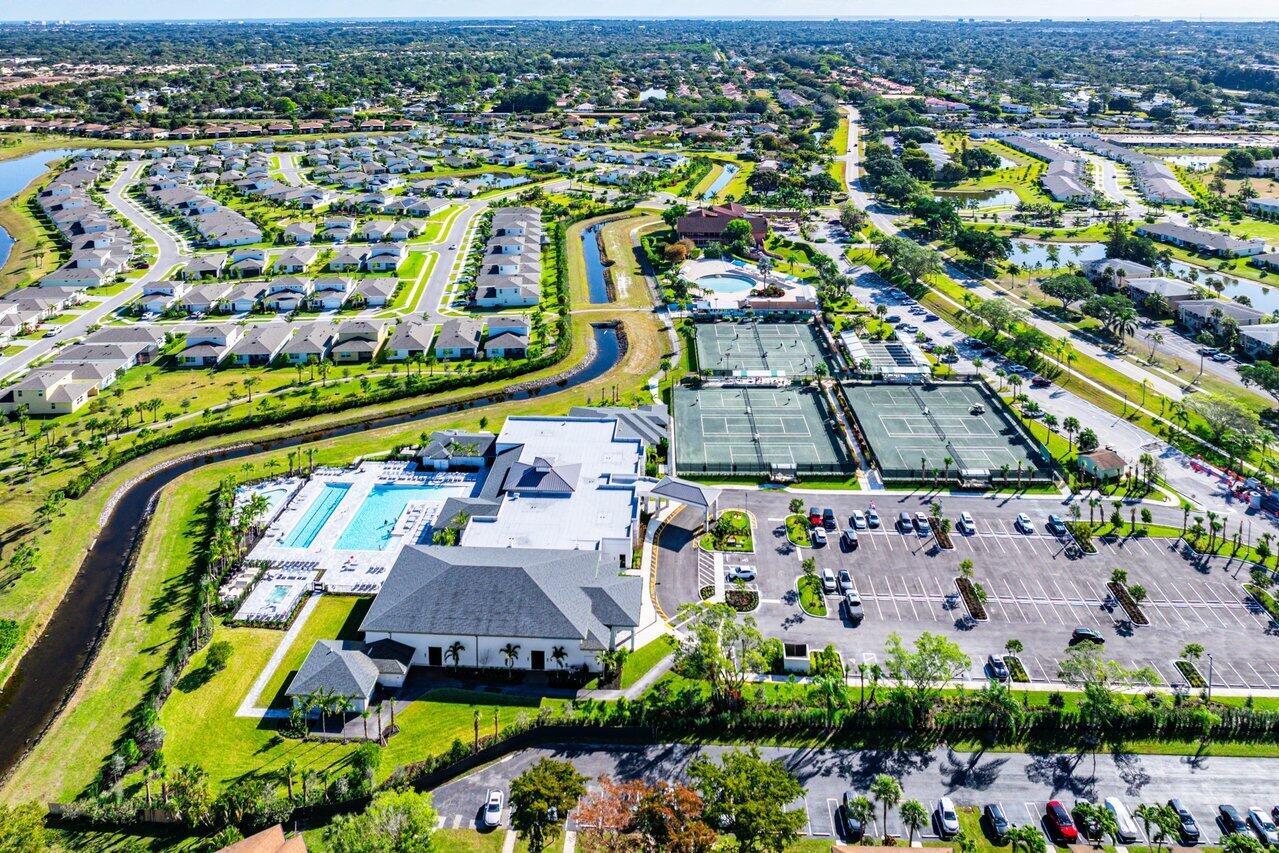 13921 Royal Palm Court B