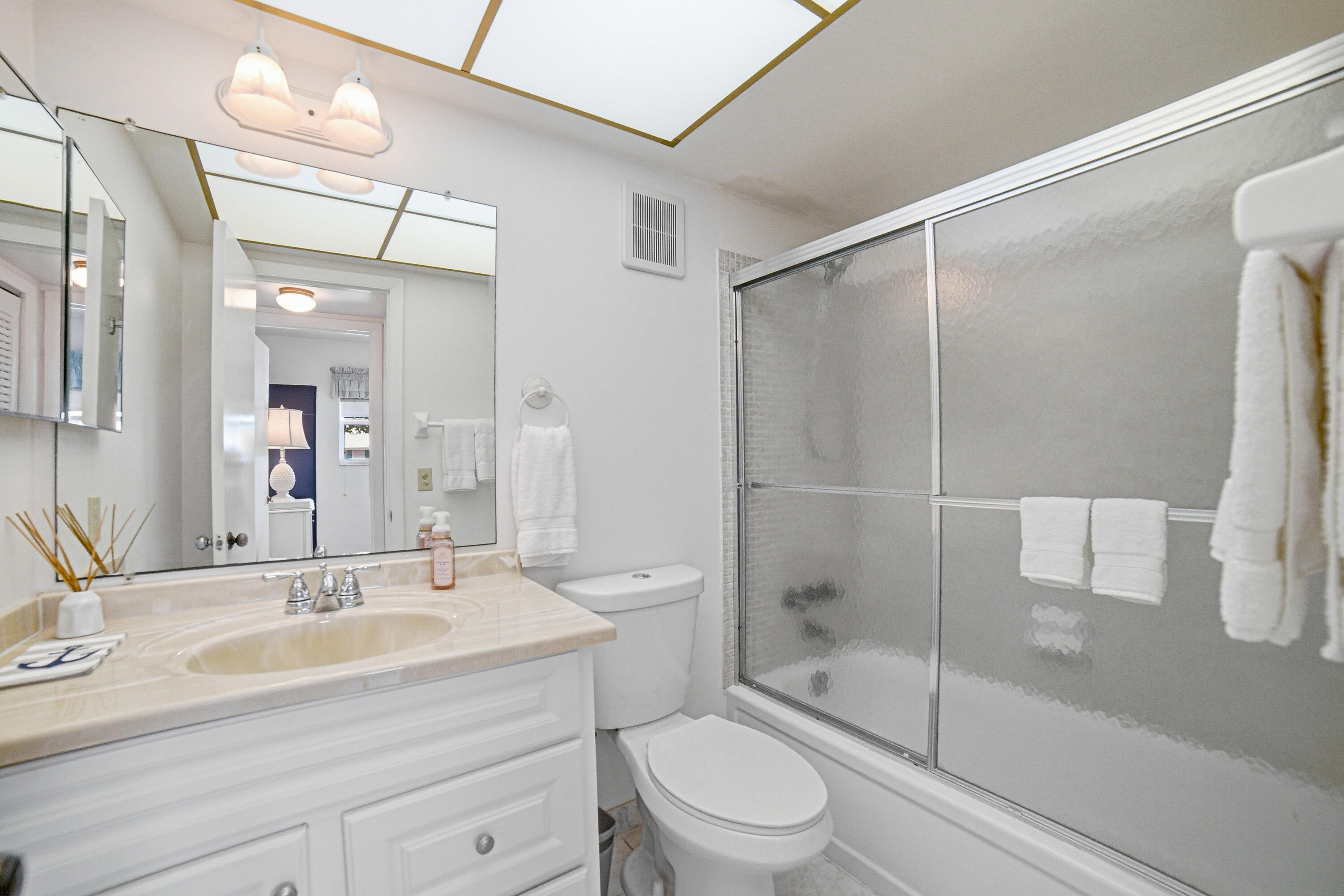 1118 Lake Terrace 116