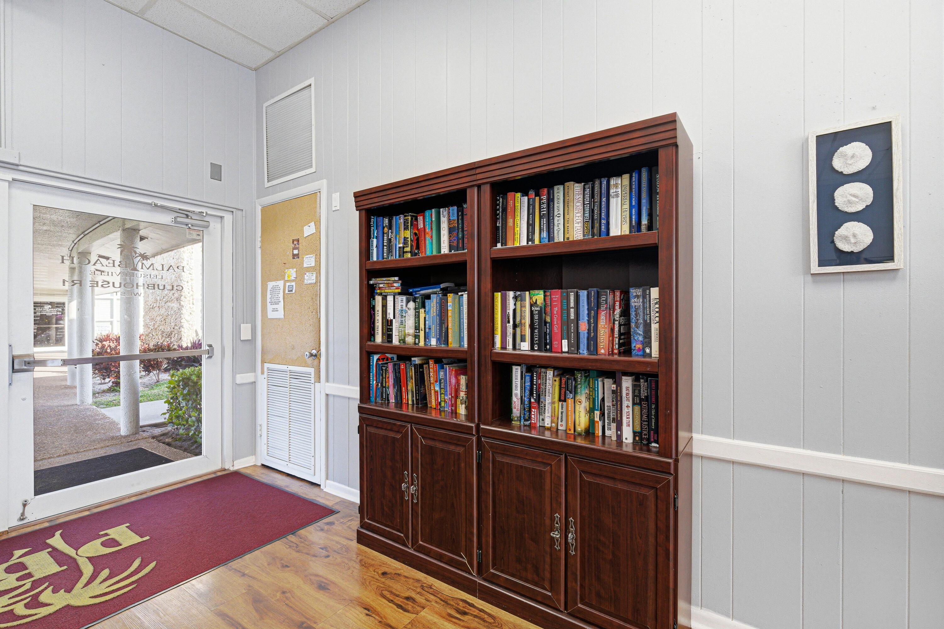 1118 Lake Terrace 116