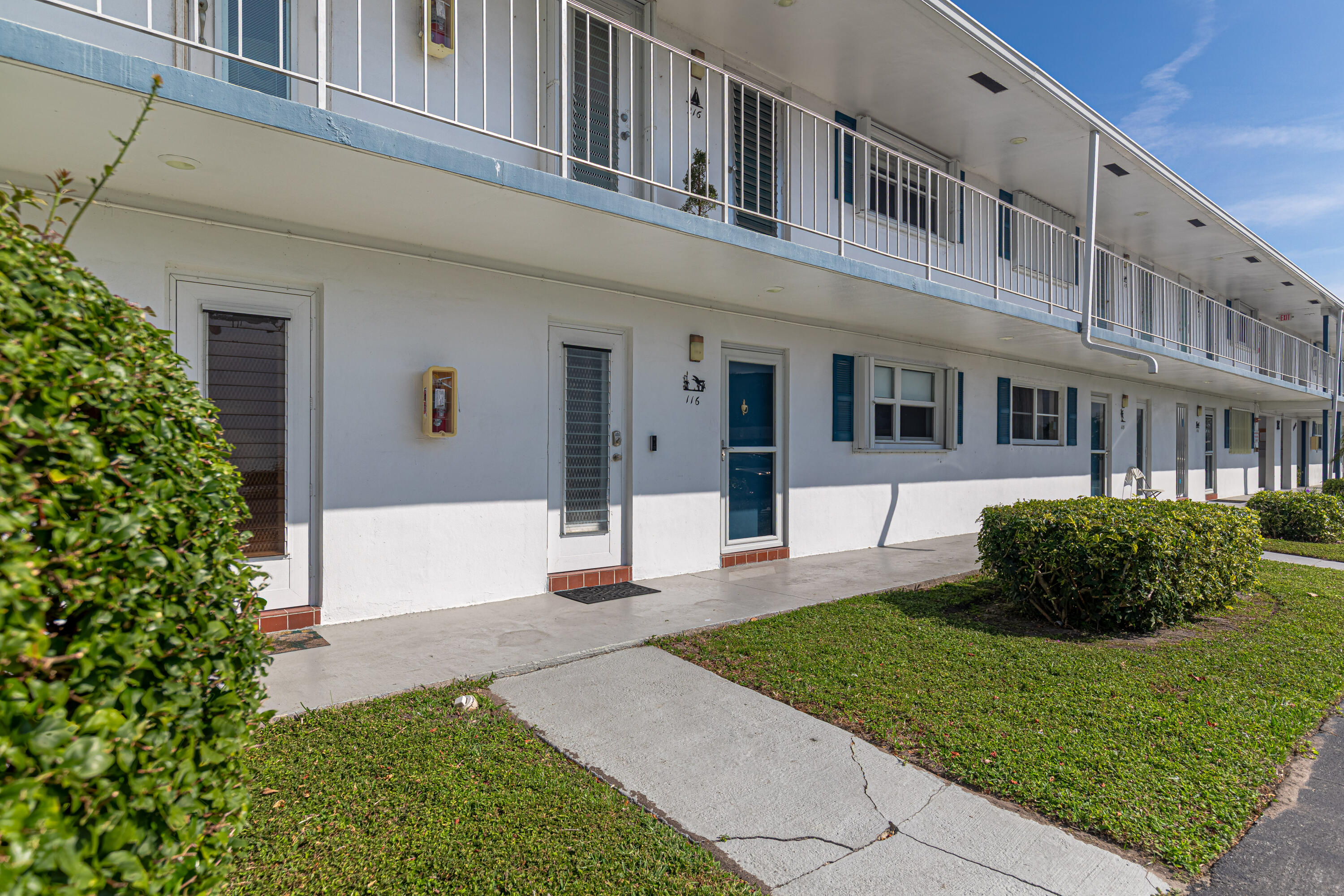 1118 Lake Terrace 116