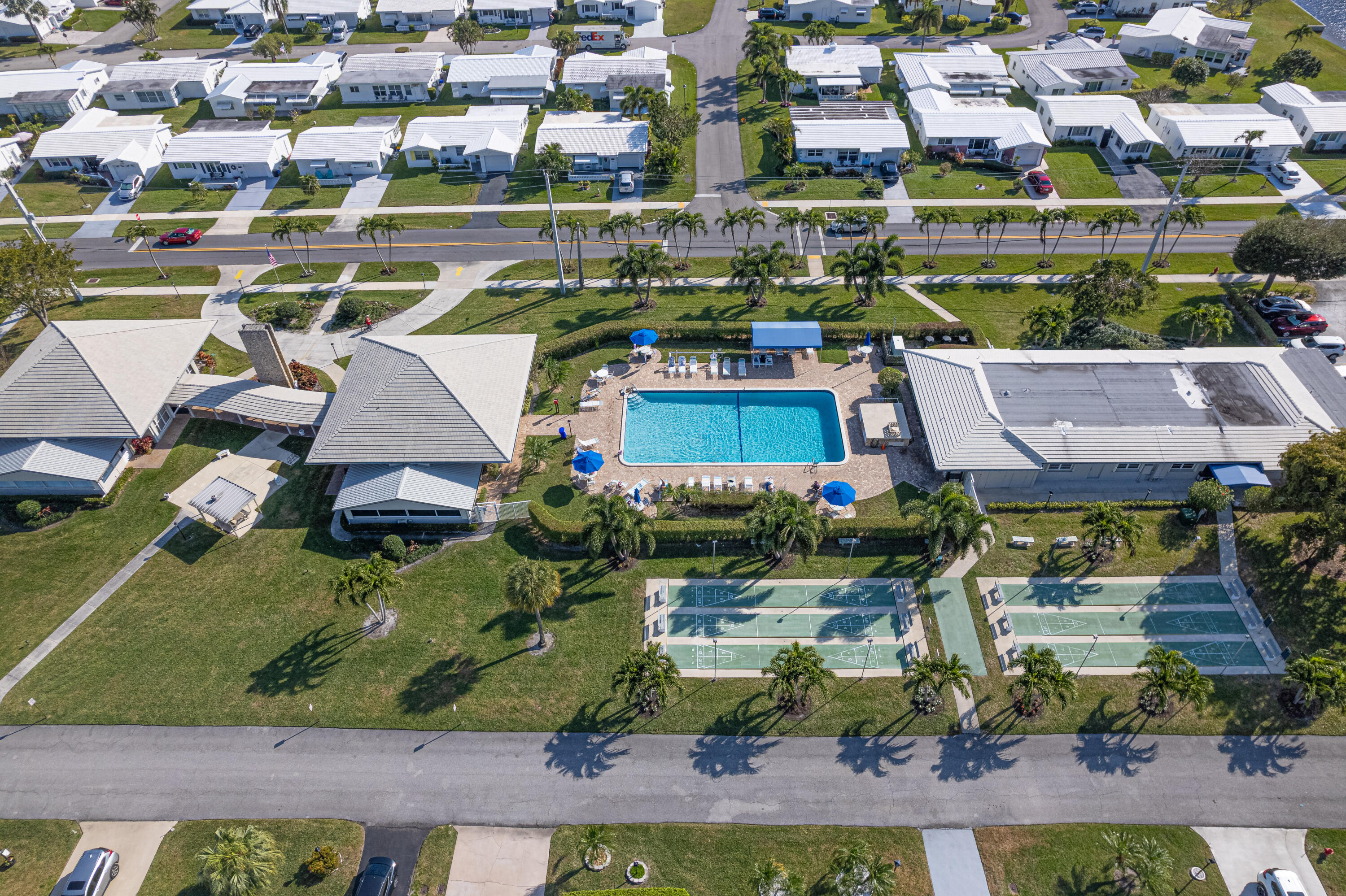 1118 Lake Terrace 116