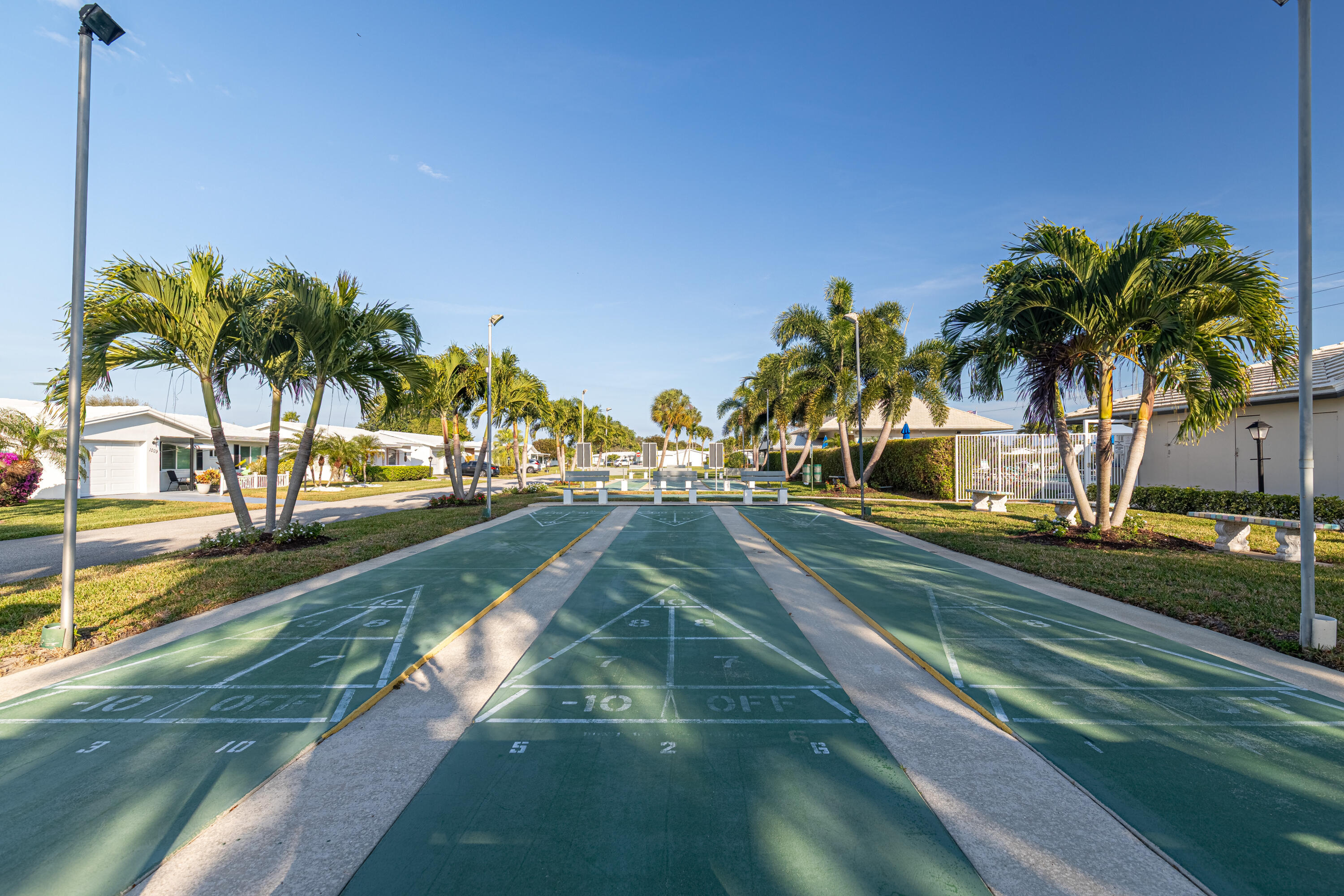 1118 Lake Terrace 116