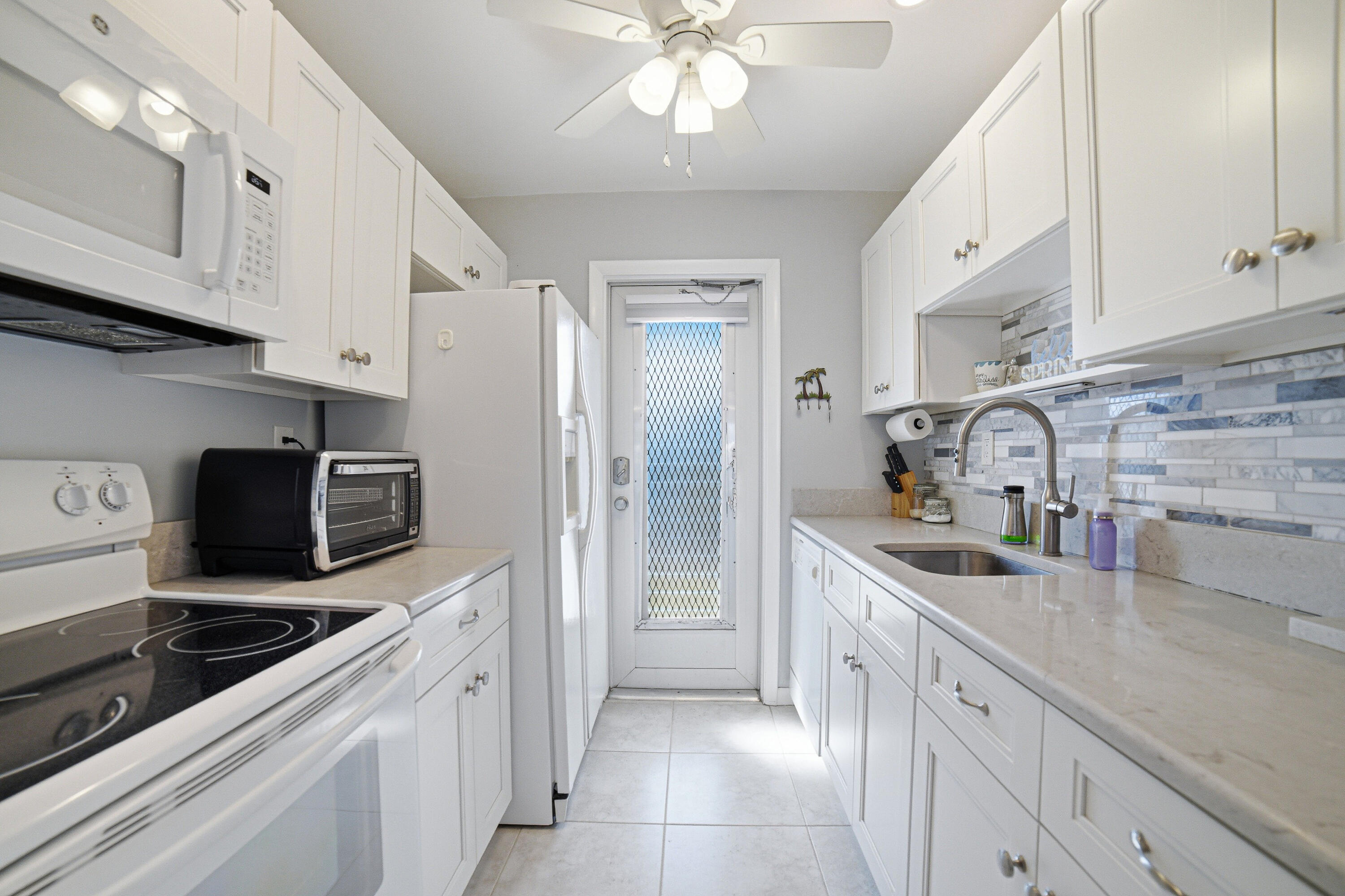 1118 Lake Terrace 116