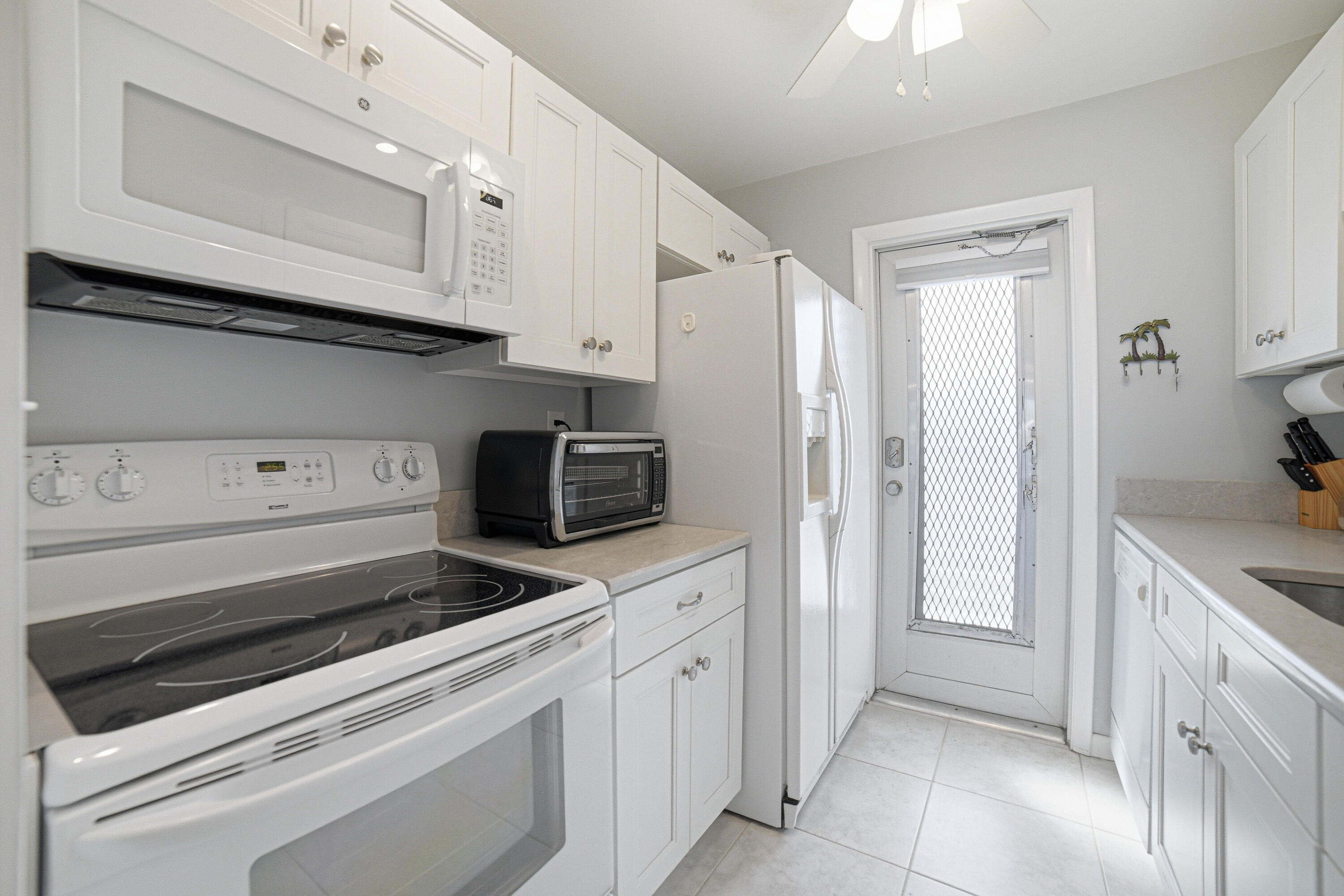 1118 Lake Terrace 116