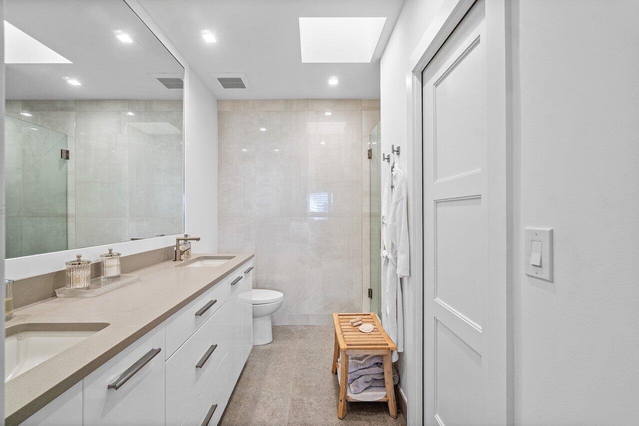 1920 S Ocean Boulevard 2-F