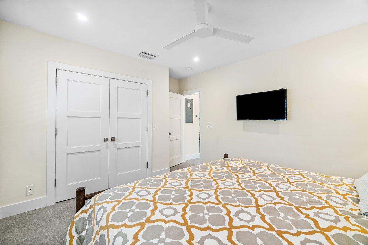 1920 S Ocean Boulevard 2-F