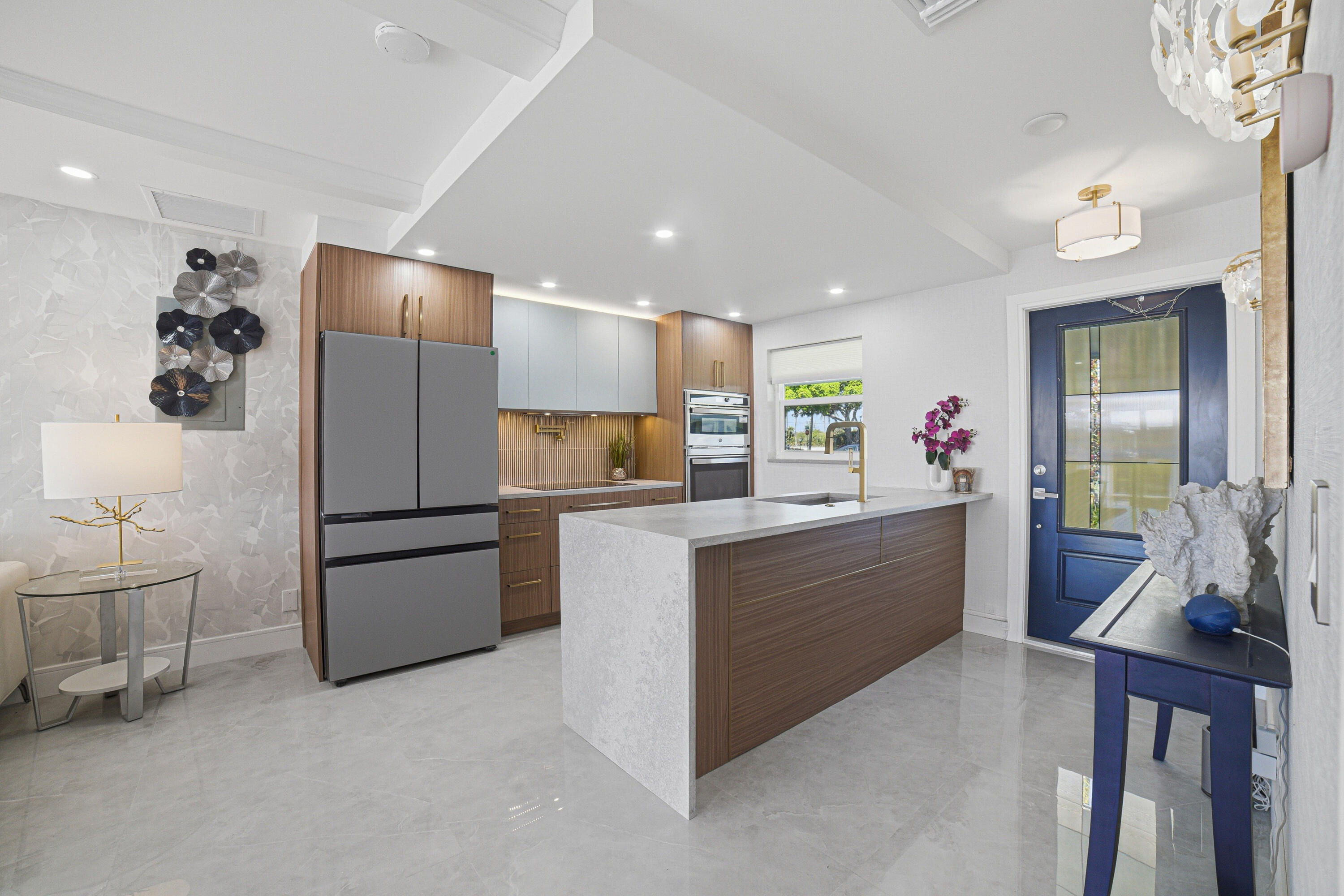 300 SW Golfview Terrace 142