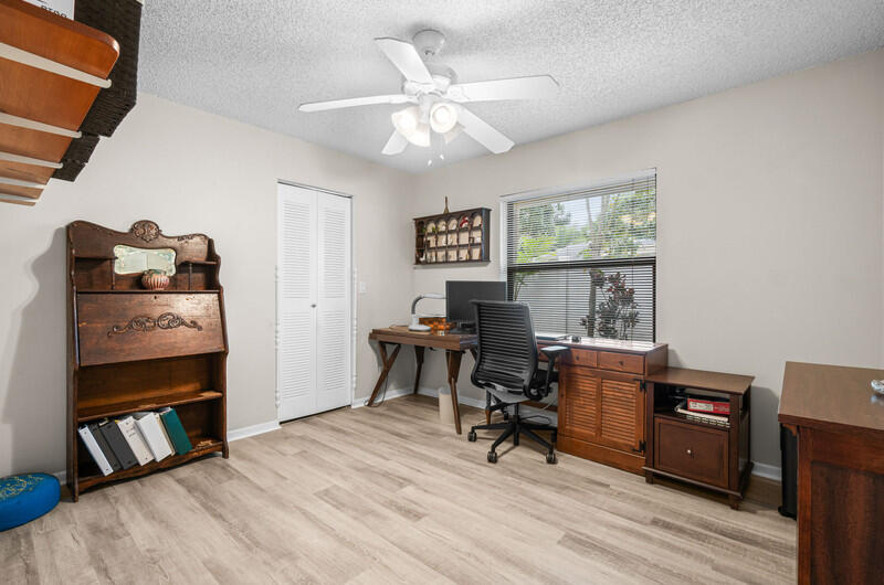 6016 Sunberry Circle