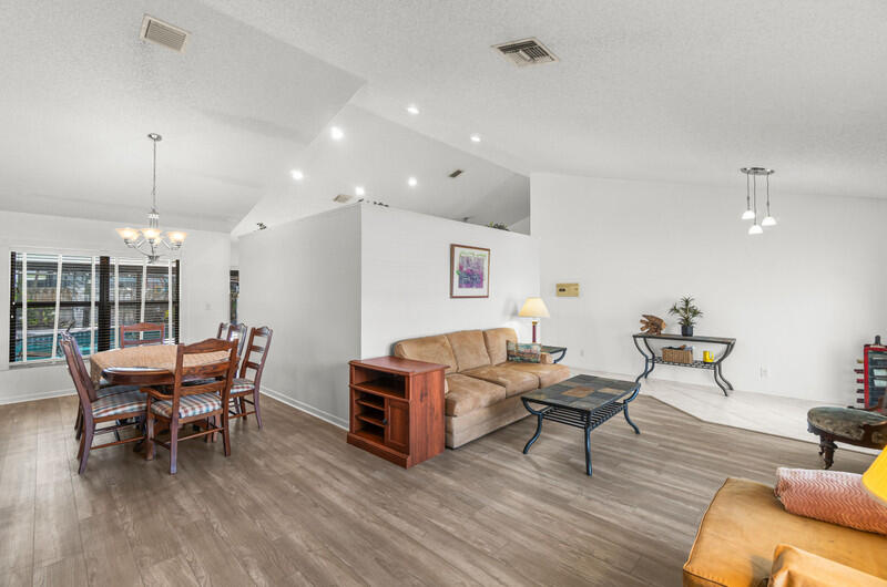 6016 Sunberry Circle