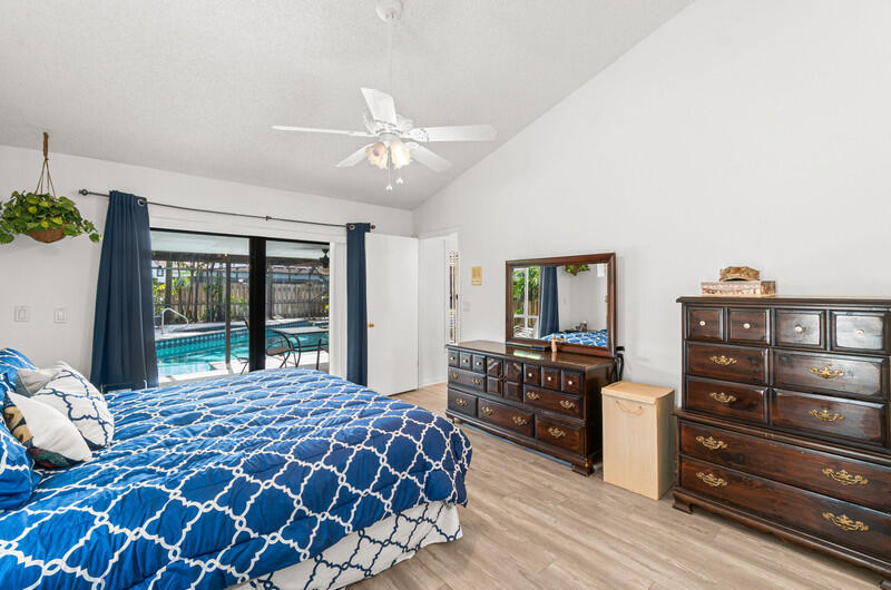 6016 Sunberry Circle