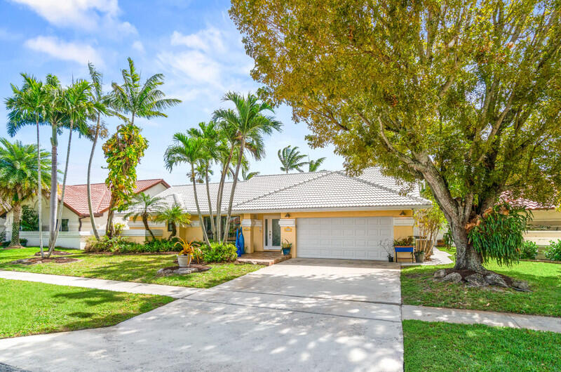 6016 Sunberry Circle