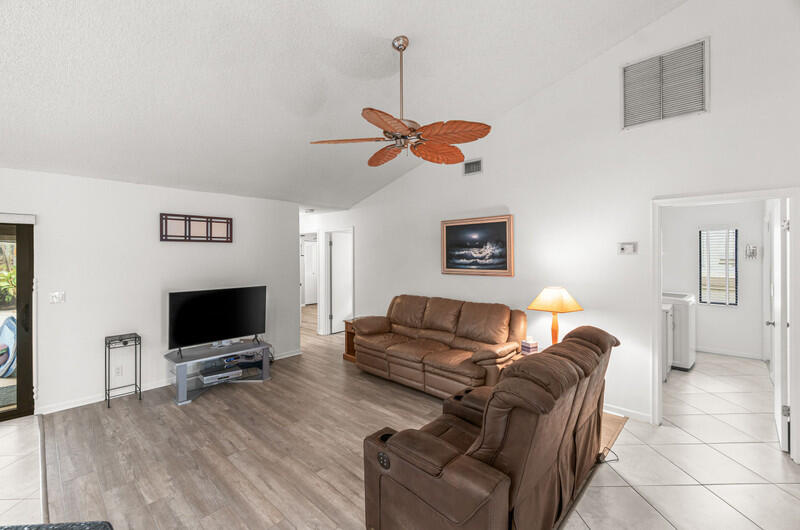 6016 Sunberry Circle