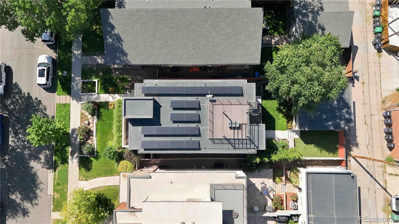 2135 Newton Street