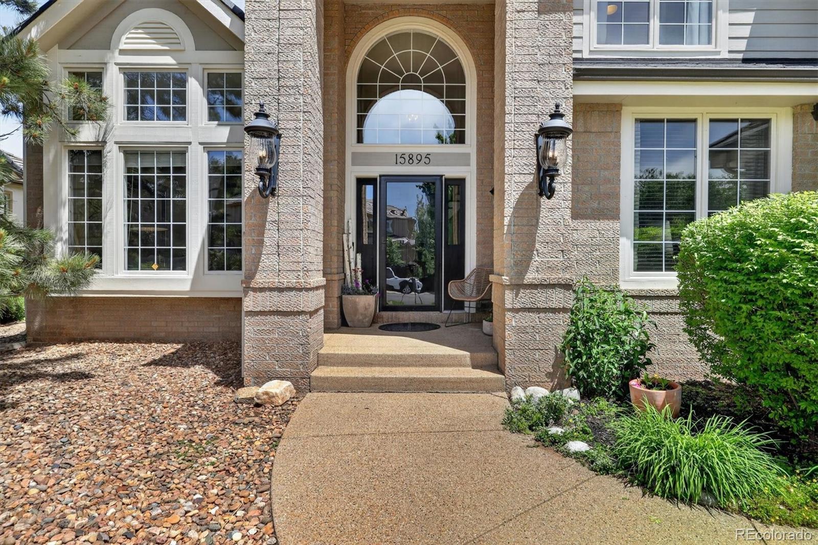 15895 W 67th Place