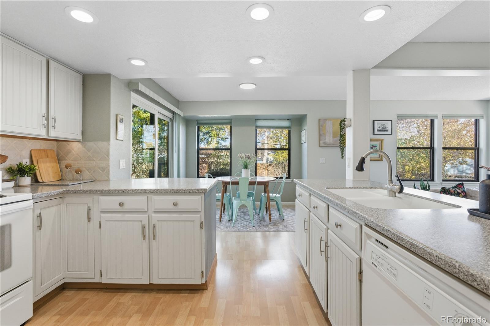 2135 E Nichols Drive