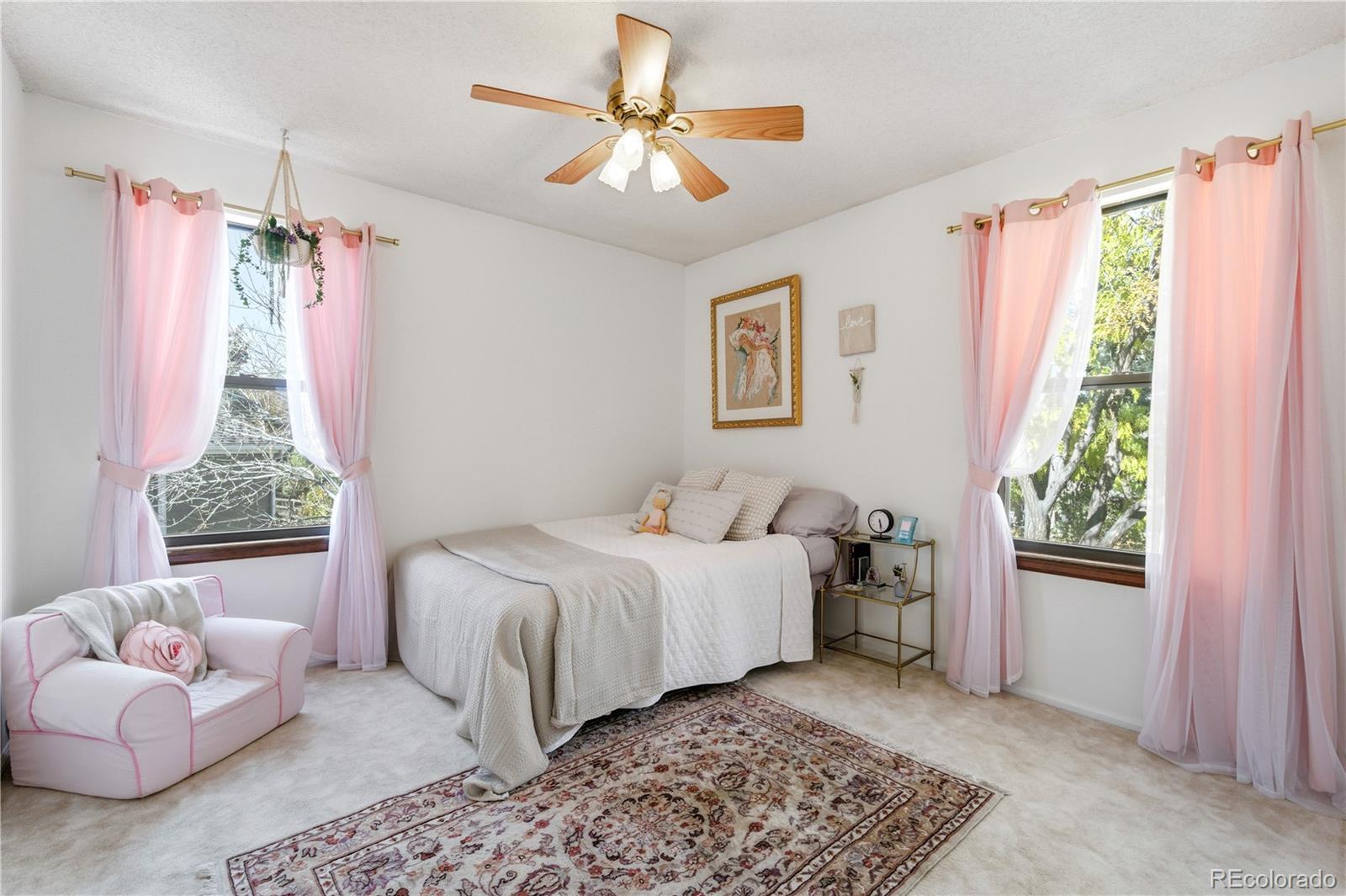 2135 E Nichols Drive