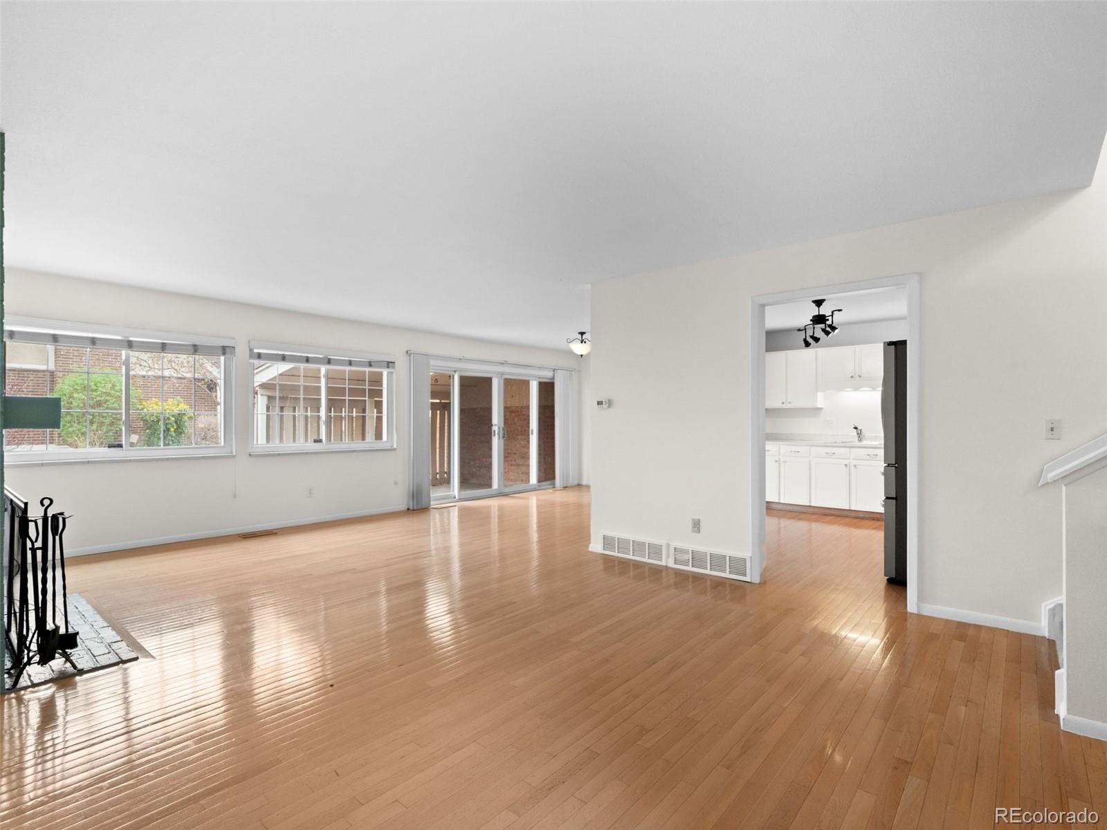 7015 E Girard Avenue