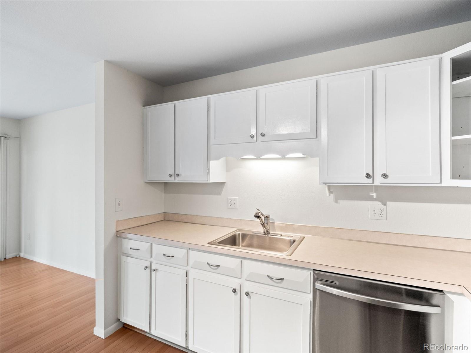 7015 E Girard Avenue