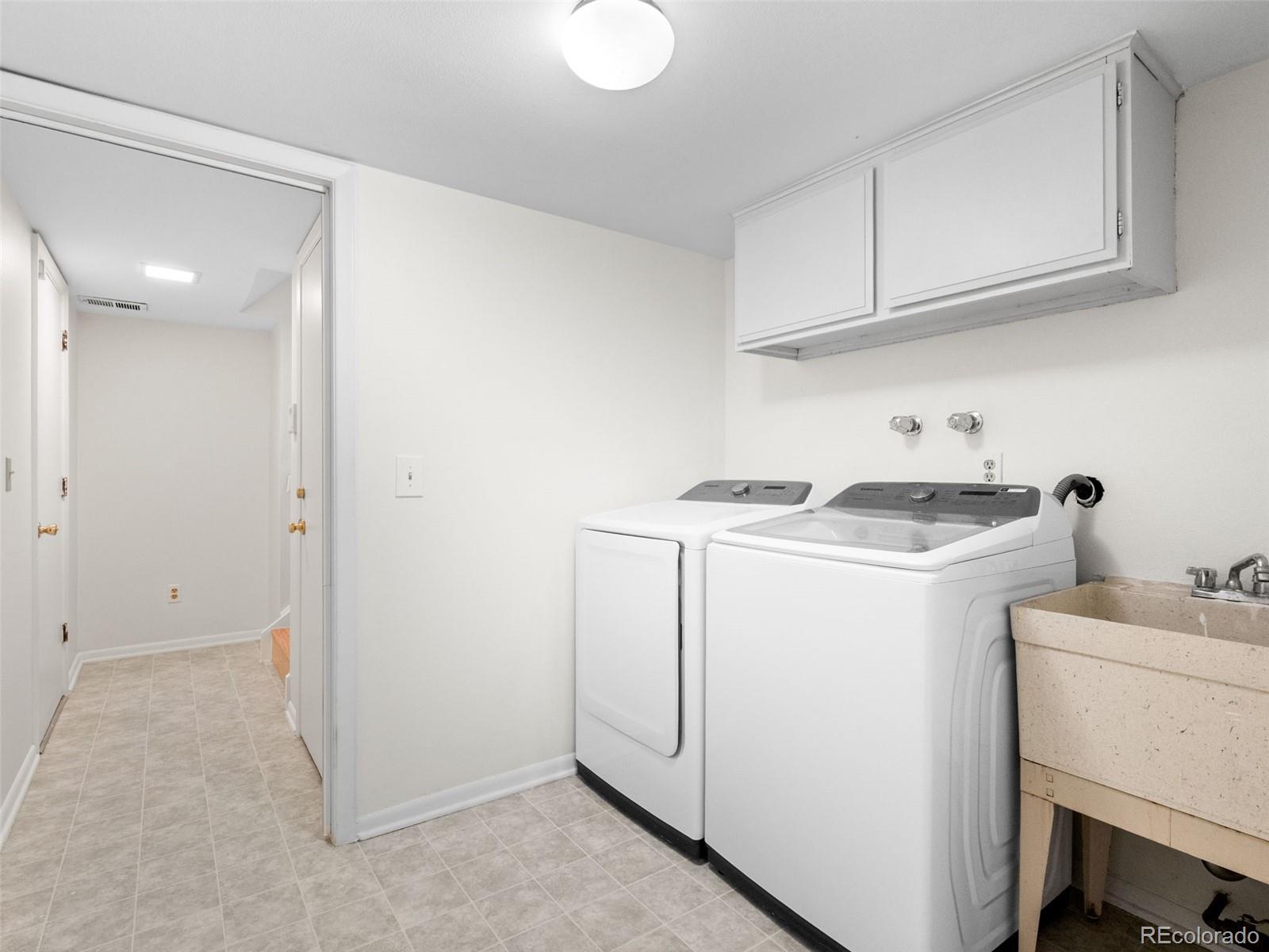 7015 E Girard Avenue