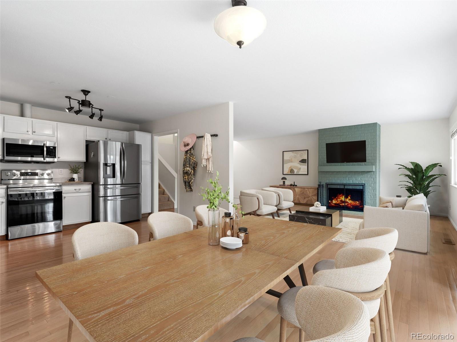 7015 E Girard Avenue