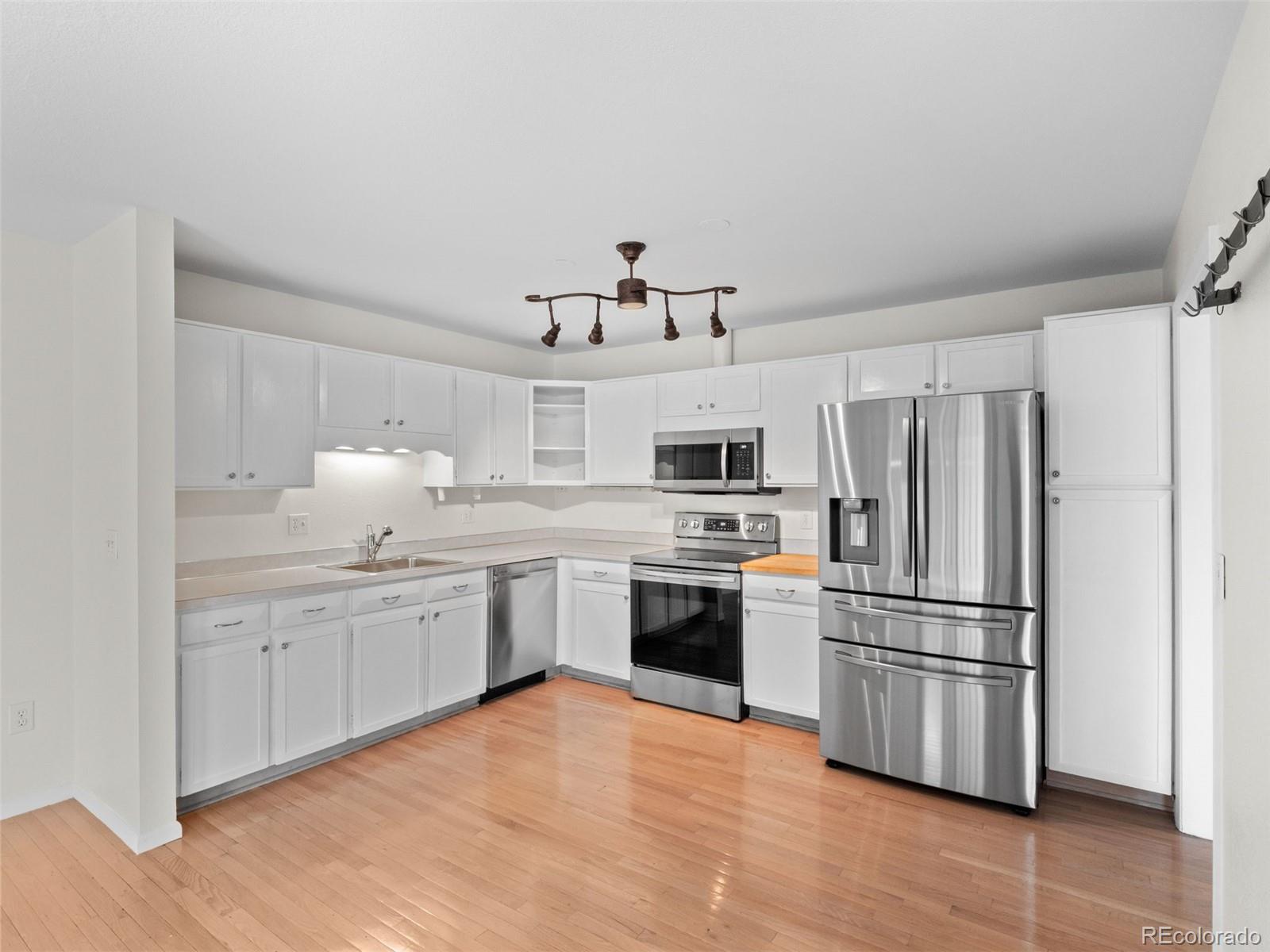 7015 E Girard Avenue