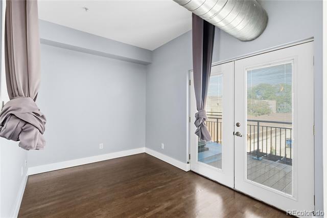 220 Roslyn Street Unit: 710