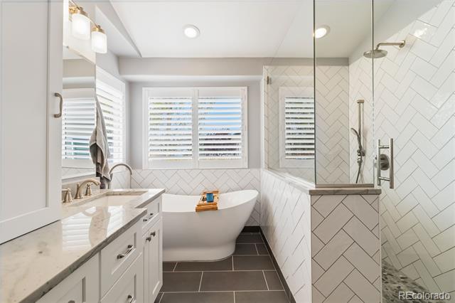 5957 Dunraven Court