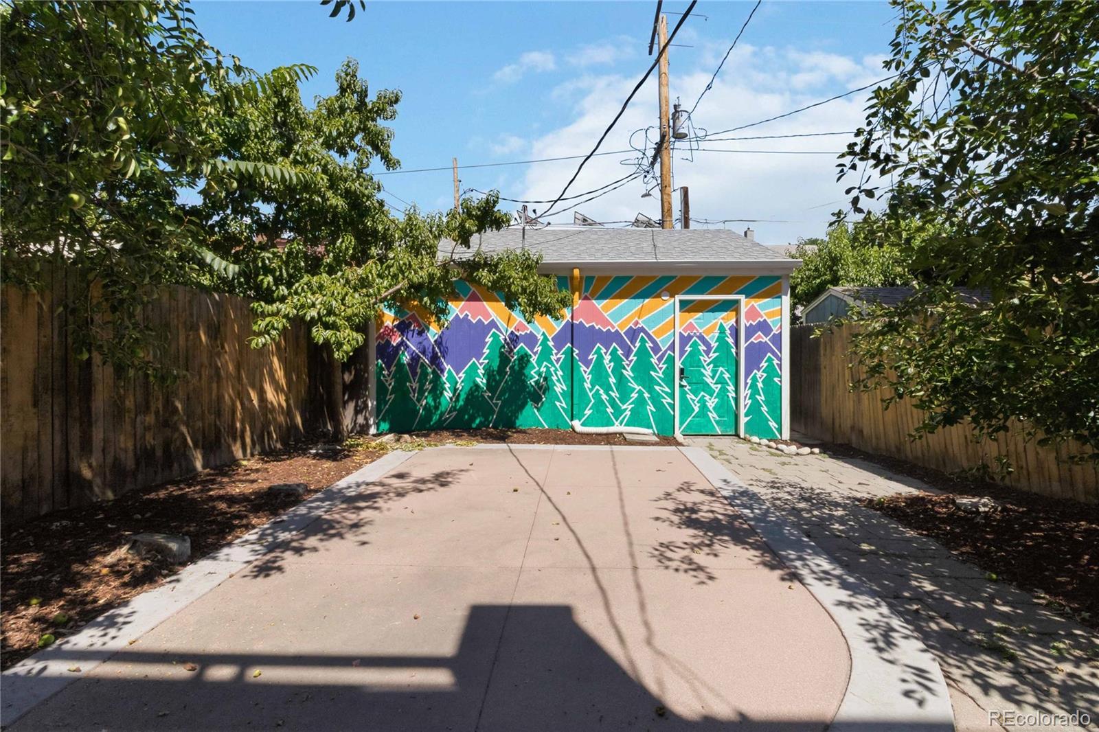 960 N Ogden Street