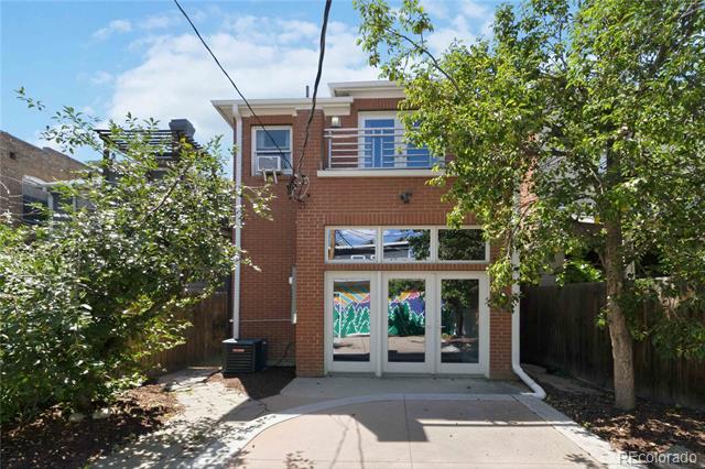 960 N Ogden Street
