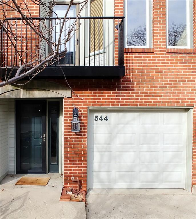 544 Lockerbie Circle N