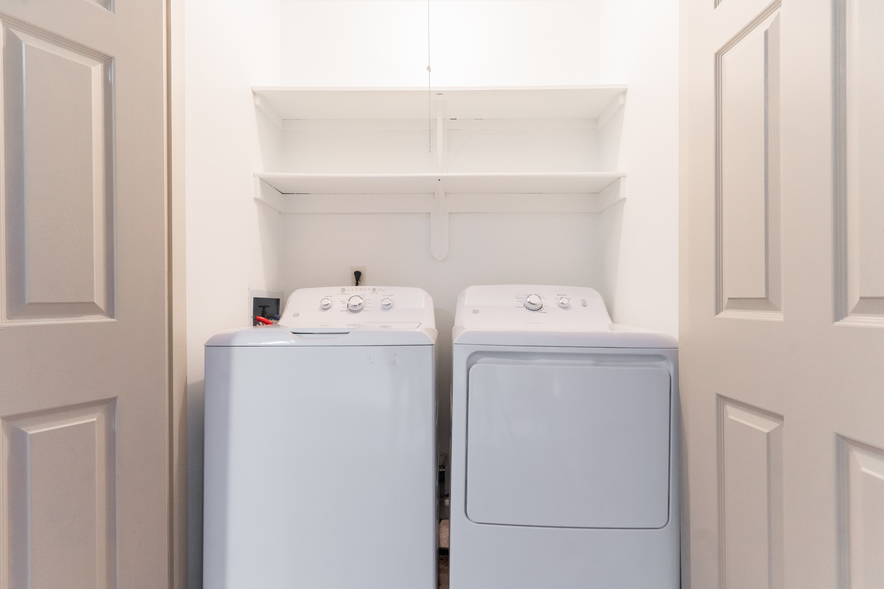 544 Lockerbie Circle N