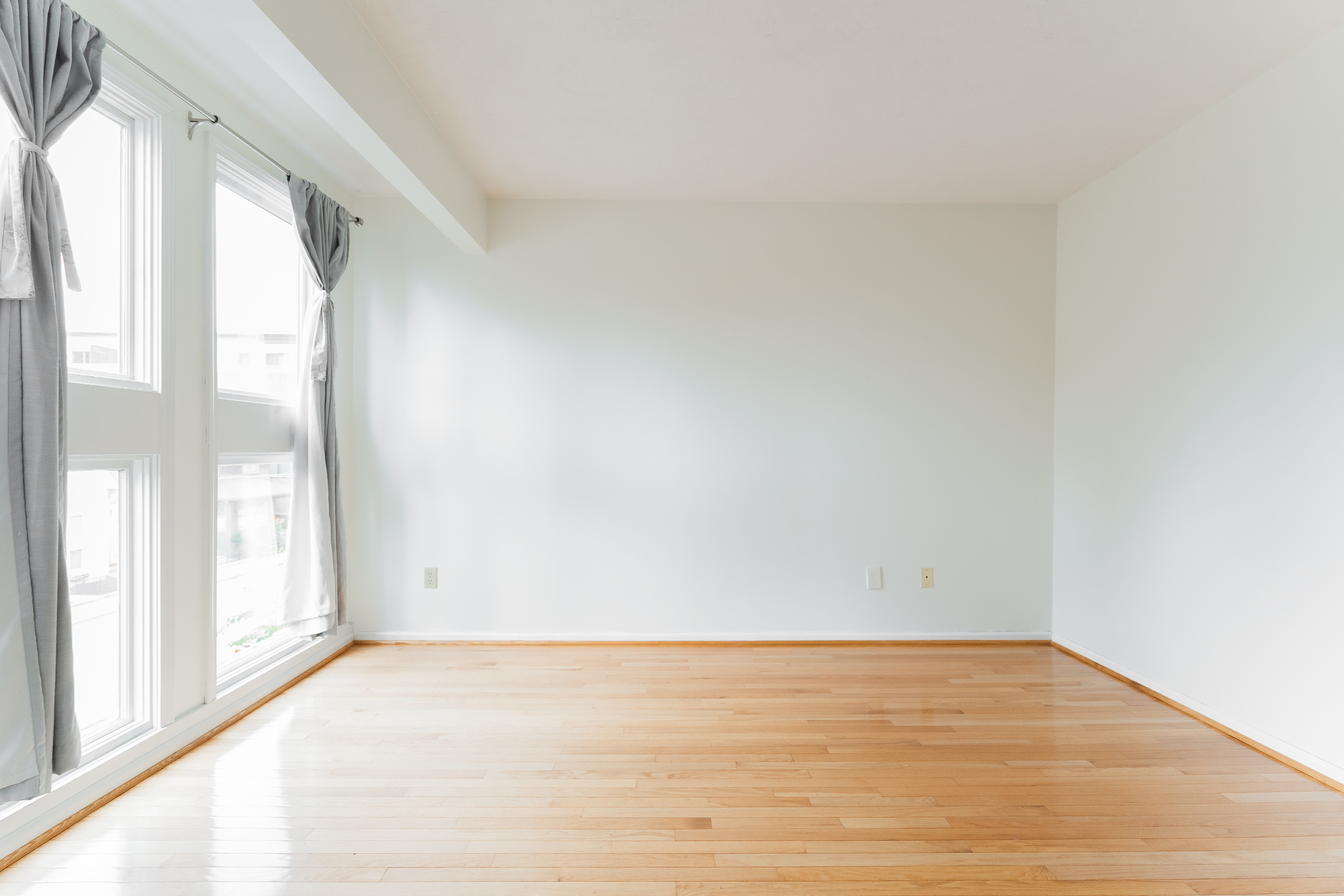 544 Lockerbie Circle N