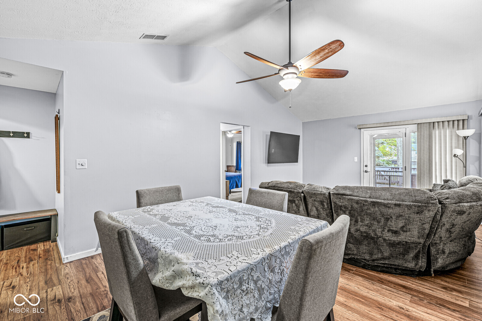 3320 Fox Orchard Circle