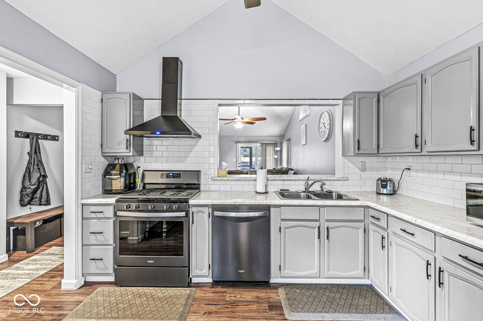 3320 Fox Orchard Circle