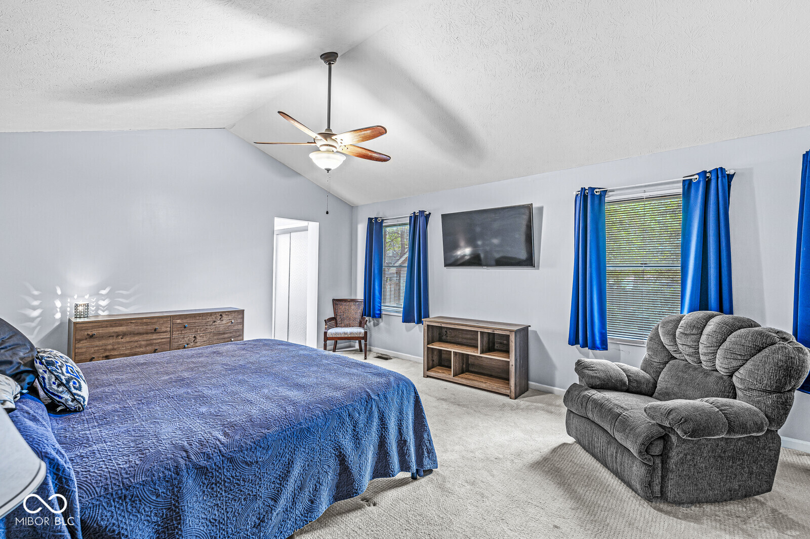 3320 Fox Orchard Circle