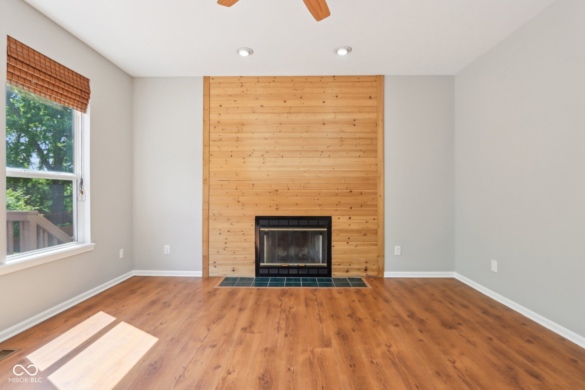 7388 Wythe Drive