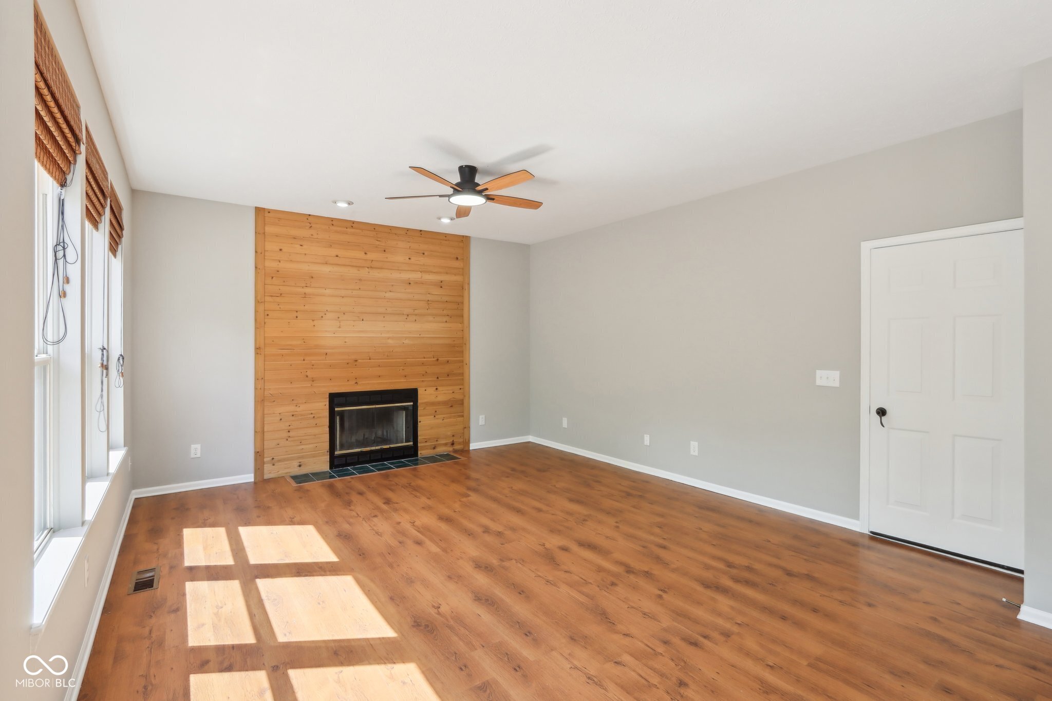 7388 Wythe Drive