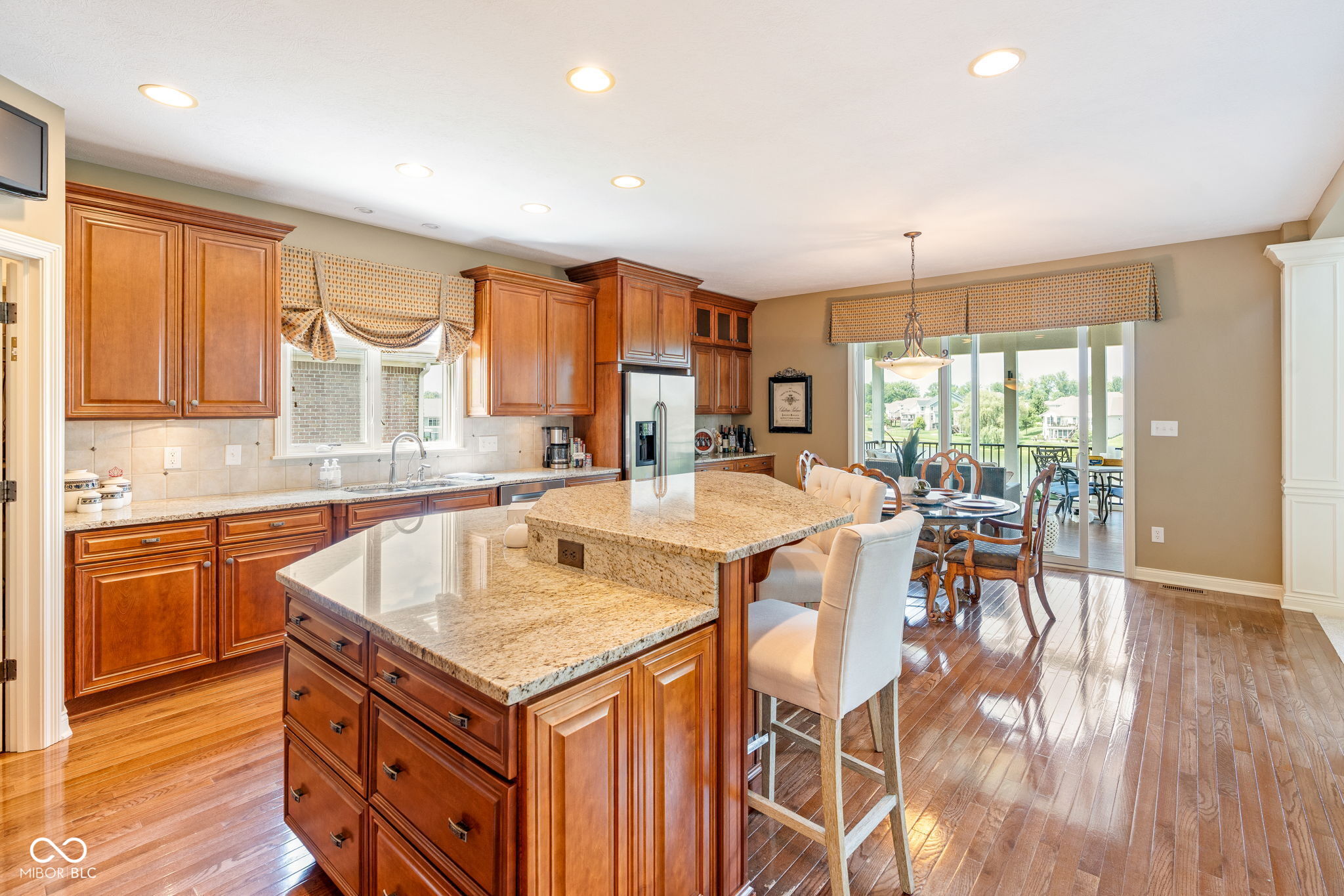 5044 Sweetwater Drive