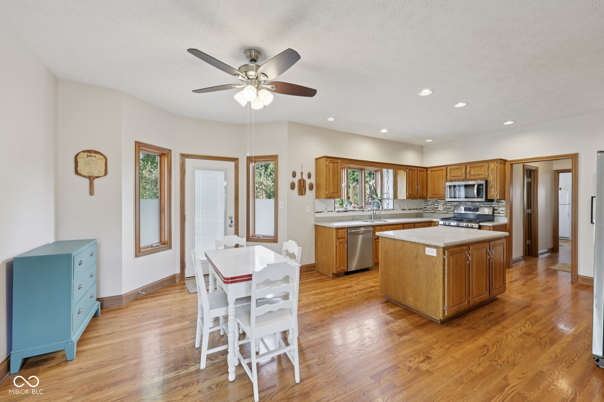 1816 Spruce Drive