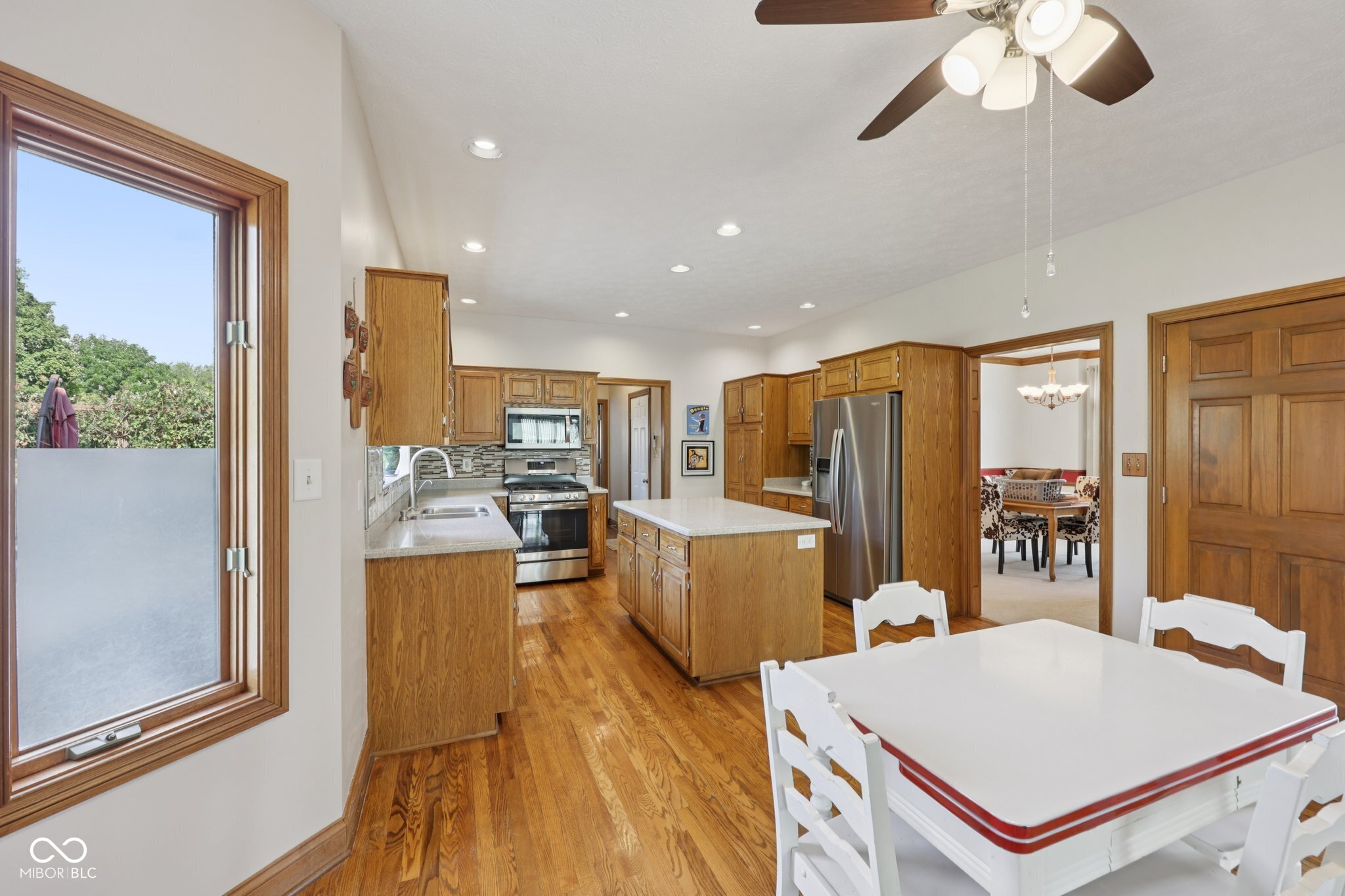 1816 Spruce Drive