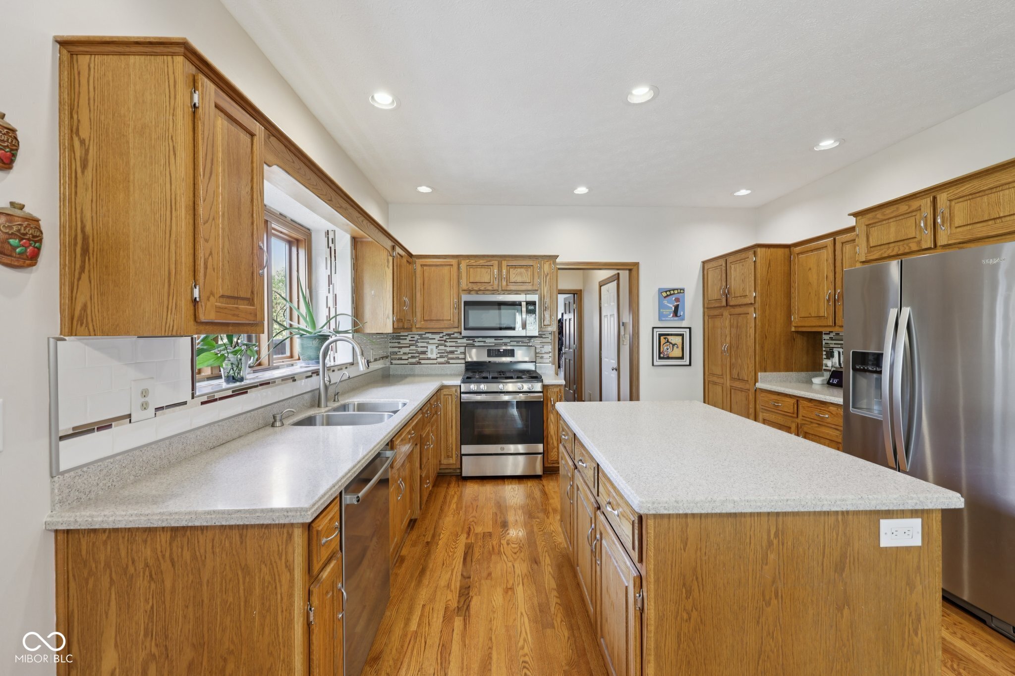 1816 Spruce Drive