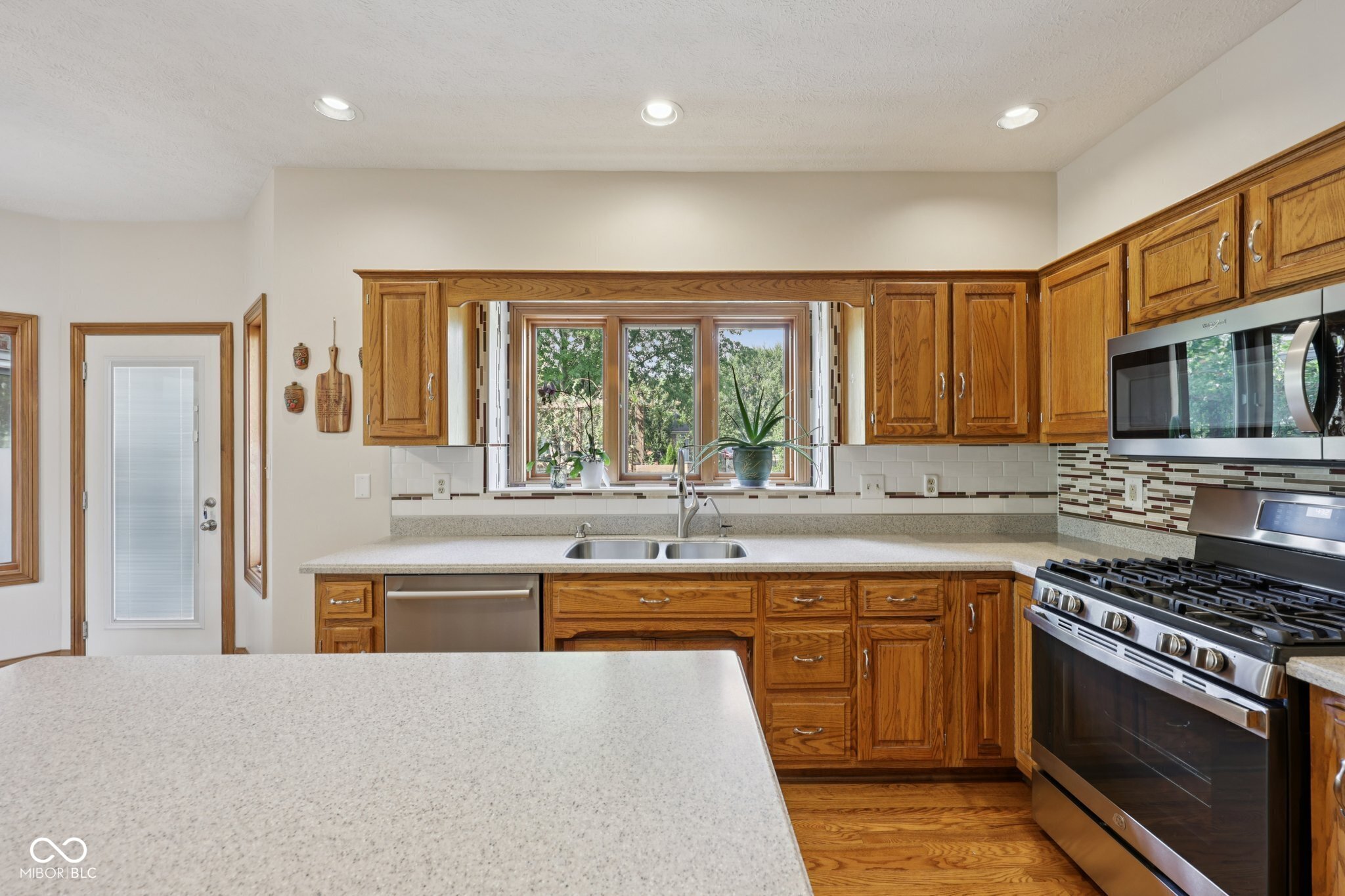 1816 Spruce Drive