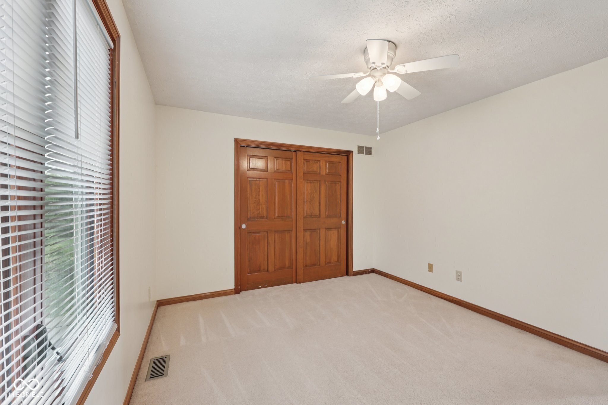 1816 Spruce Drive