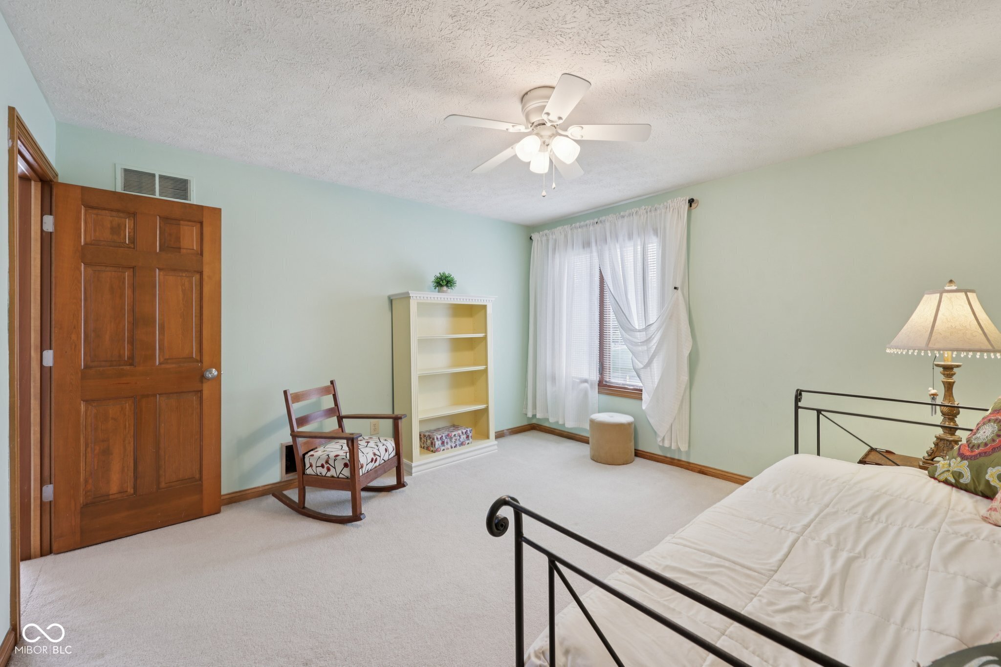 1816 Spruce Drive