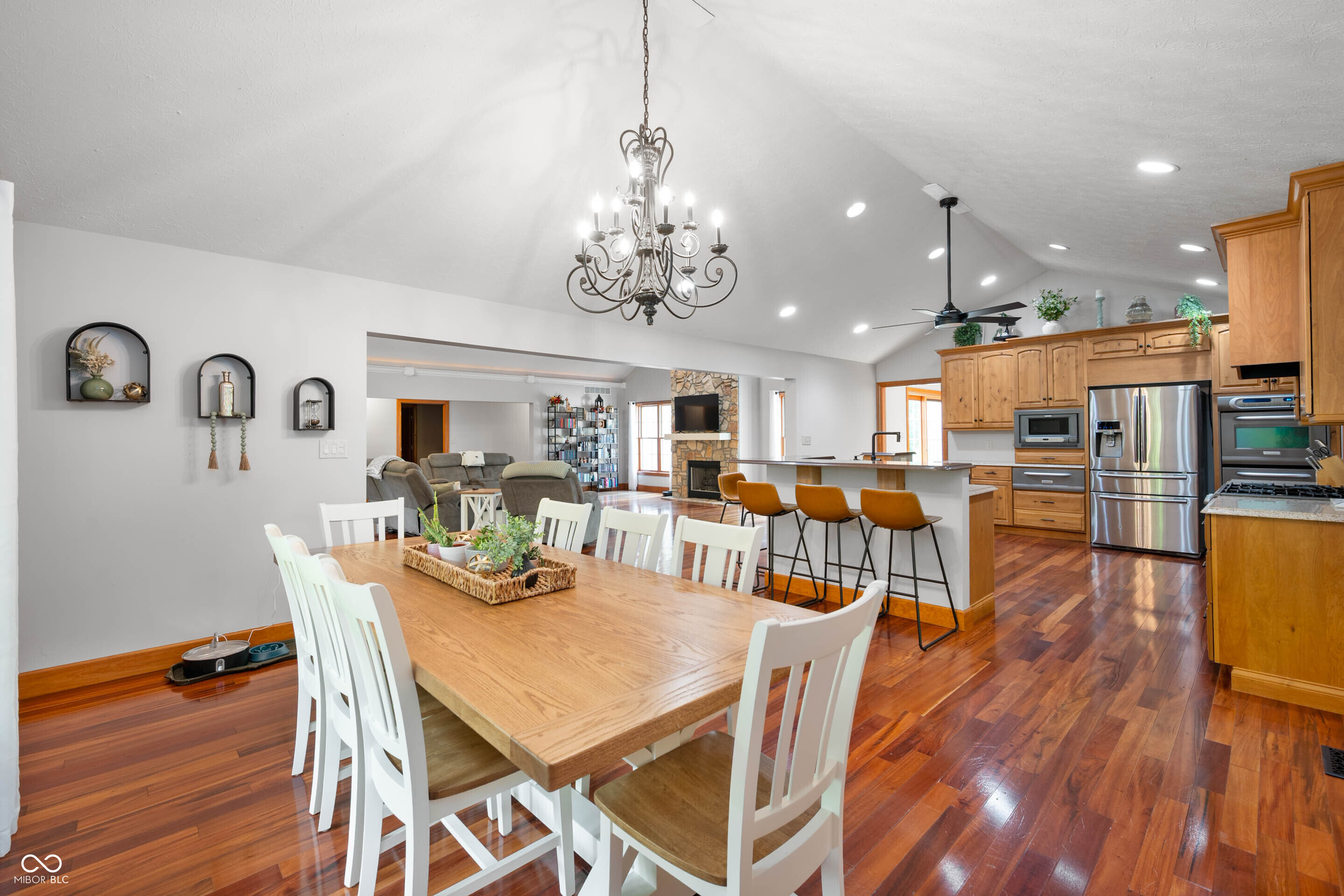 6913 W County Road 750 South